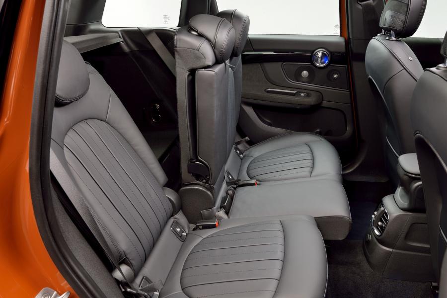 Интерьер Mini Cooper S Countryman ALL4 2017 года  (WW) (фото 126 из 138)